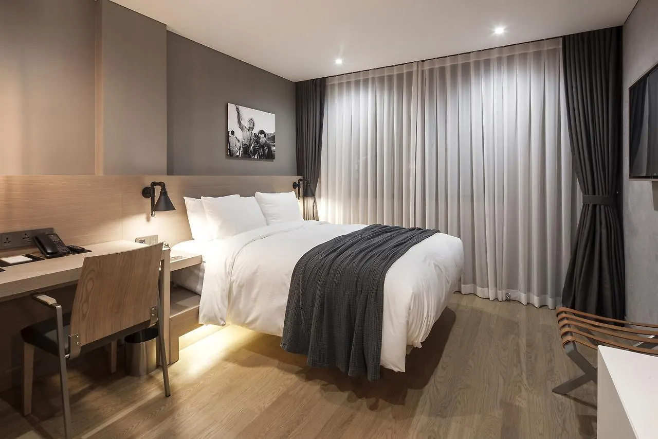 Hotel28 Myeongdong Seul 3*,