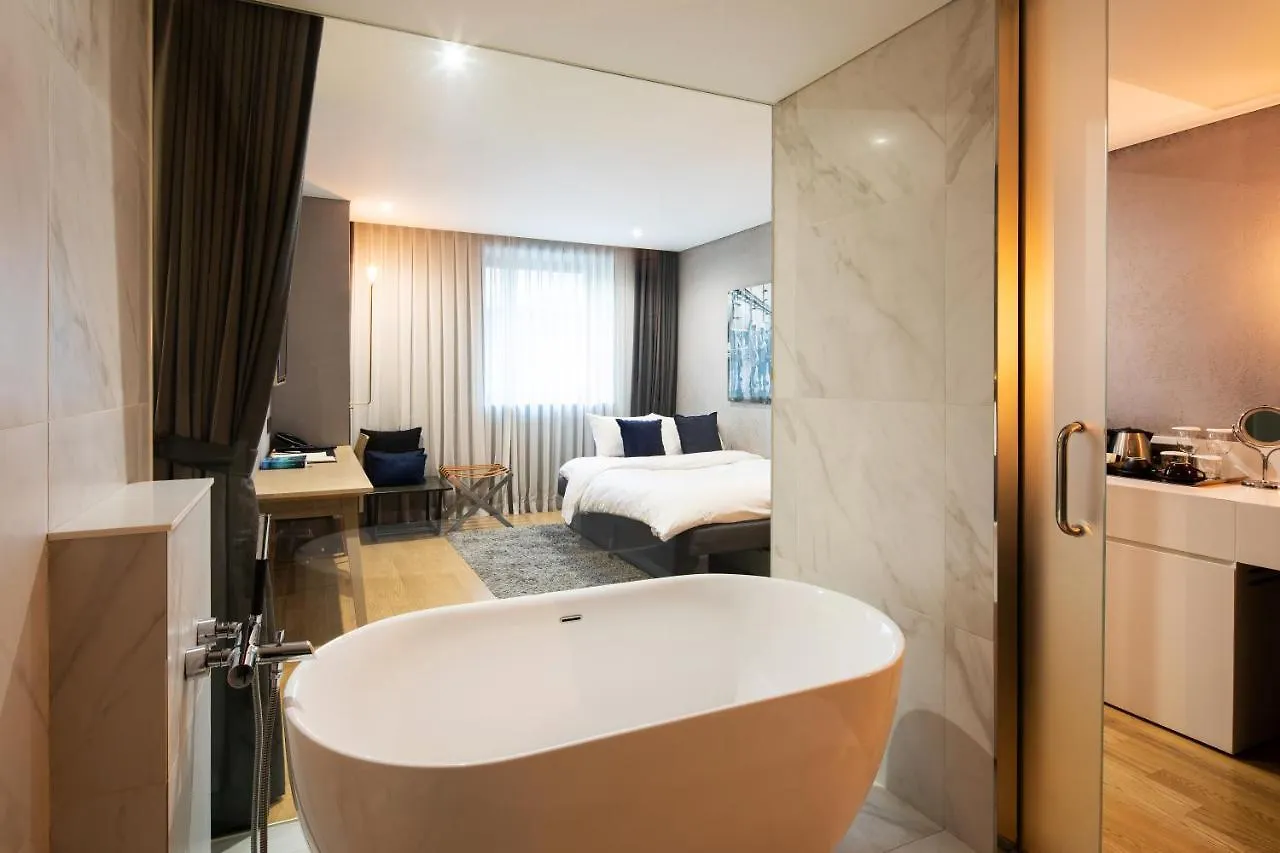 Hotel28 Myeongdong Seul Otel